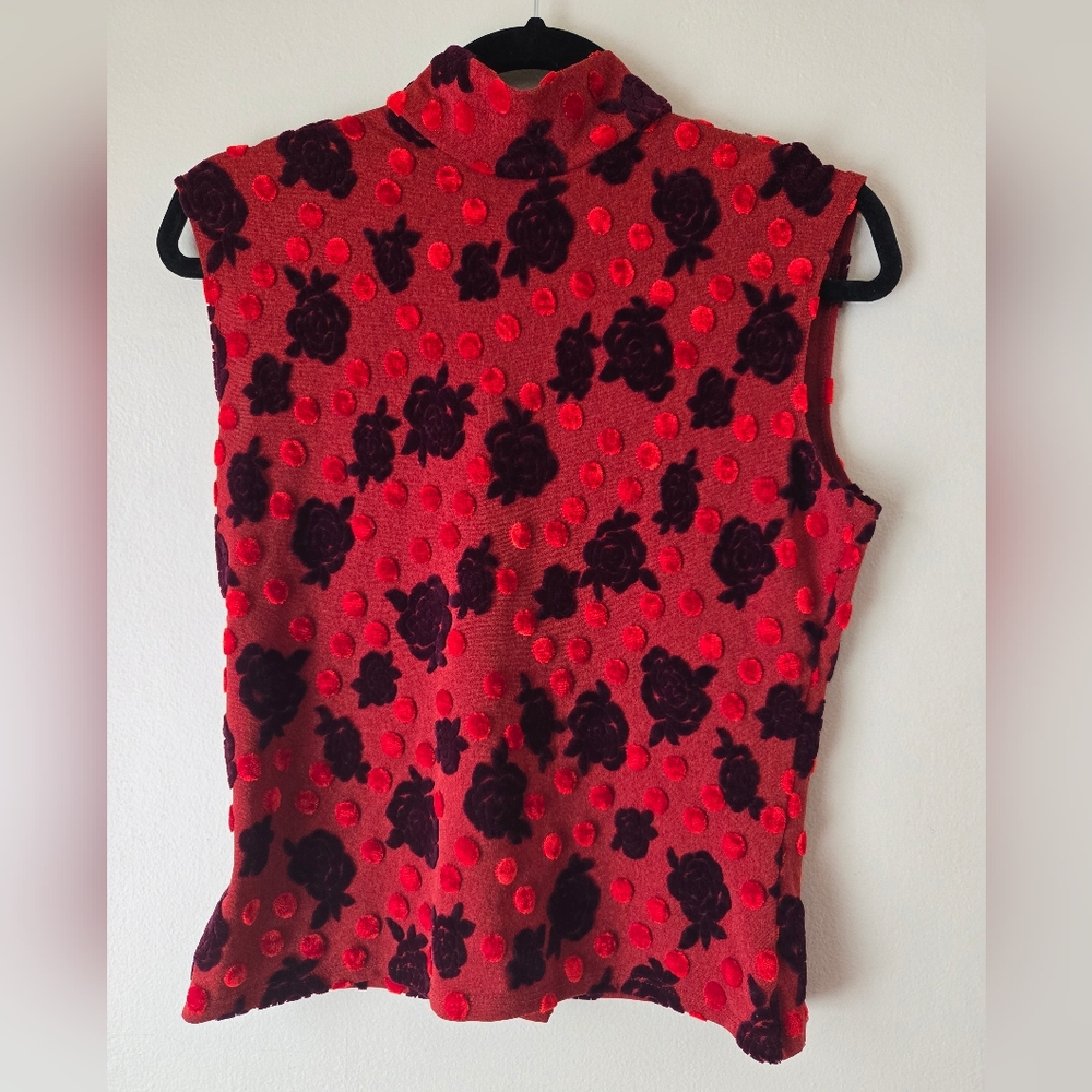 Hanky Panky (not lingerie brand) Vintage  sleeveless top, medium, roses, velvet